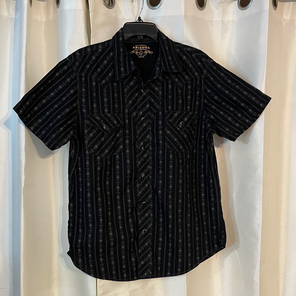 Arizona Mens Skull Button Down Shirt